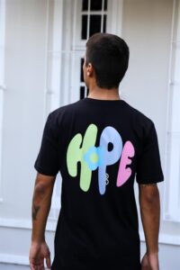 produto-camiseta-basica-hope-good-times-preta-7184