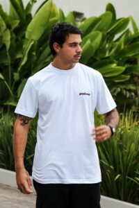 produto-camiseta-basica-live-the-true-branca-1112