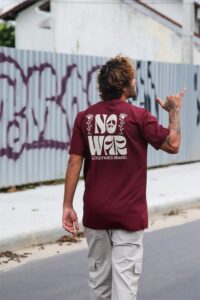 produto-camiseta-basica-no-war-good-times-vinho-3942