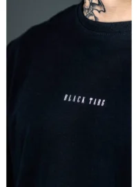 camiseta-oversized-black-cotton-3