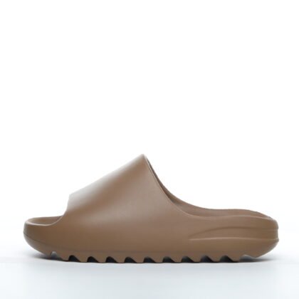 Yeezy Slide "CORE"