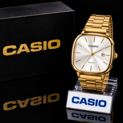 Relógio Casio Europe Dourado/Branco