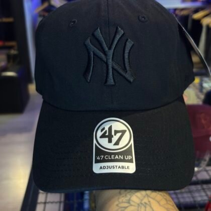 Boné NY Yankees Preto 47Brand CleanUp